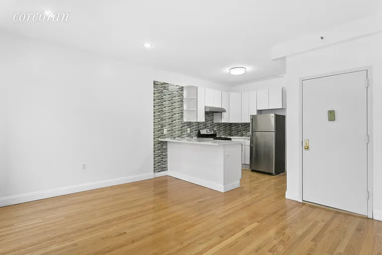 New York City Real Estate | View 402 Franklin Avenue, 2 | room 2 | View 3