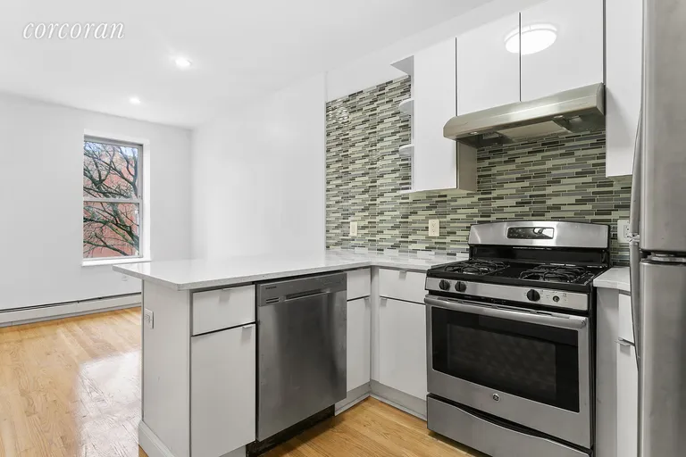 New York City Real Estate | View 402 Franklin Avenue, 2 | 1 Bed, 1 Bath | View 1