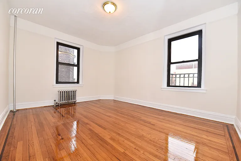 New York City Real Estate | View 25-90 35th Street, 5E | room 4 | View 5