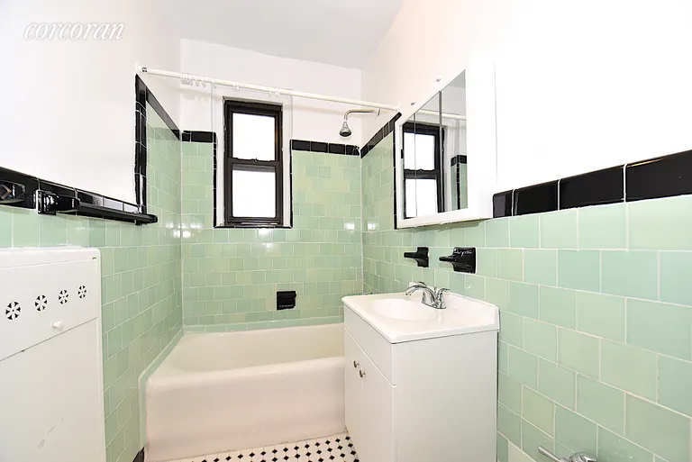 New York City Real Estate | View 25-90 35th Street, 5E | room 12 | View 13