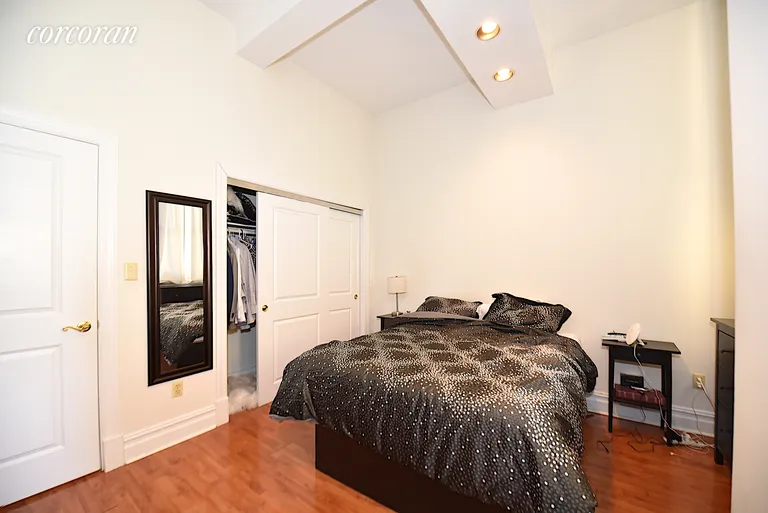 New York City Real Estate | View 45-02 Ditmars Boulevard, 523 | room 6 | View 7