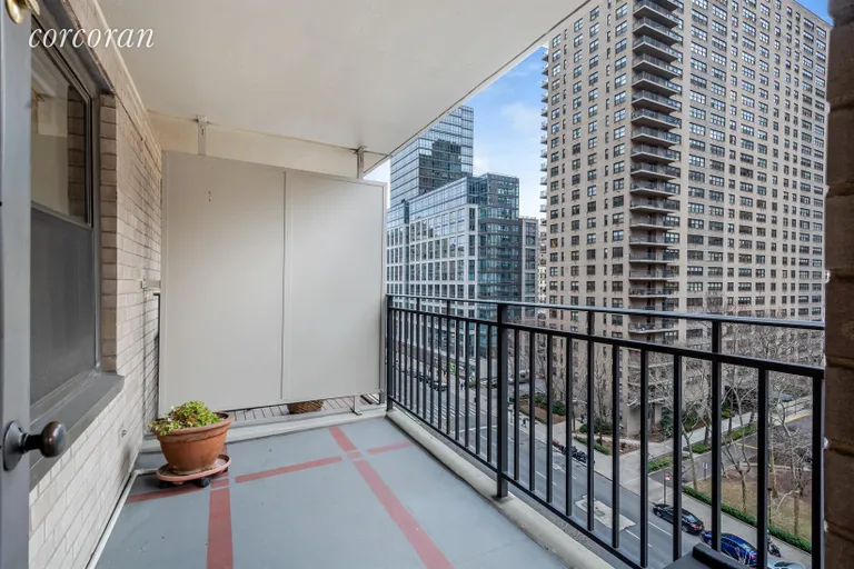 New York City Real Estate | View 165 West End Avenue, 9E | Terrace | View 6