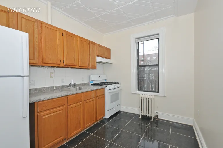 New York City Real Estate | View 383 Marlborough Road, 2 | room 3 | View 4