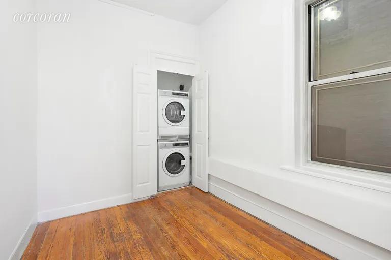 New York City Real Estate | View 331 West 19th Street, 3 | Your own washer/dryer in convertible 2nd beroom  | View 6