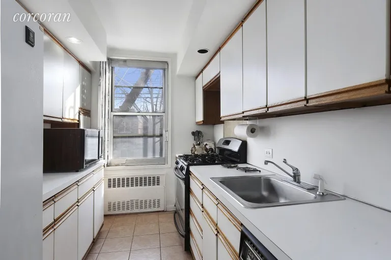 New York City Real Estate | View 60-11 Broadway, 1R | room 1 | View 2