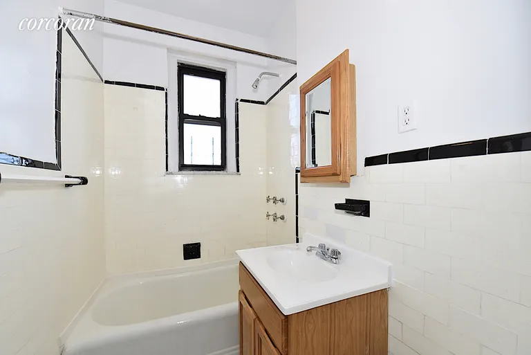 New York City Real Estate | View 30-56 30th Street, 6-D | room 14 | View 15