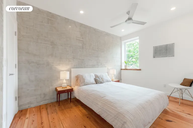 New York City Real Estate | View 443 Bergen Street, 3 | room 3 | View 4