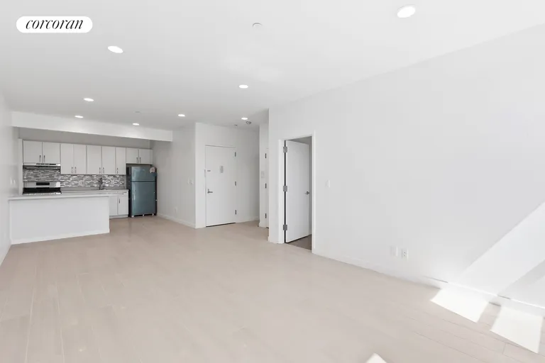 New York City Real Estate | View 458 5th Avenue, A3 | room 2 | View 3