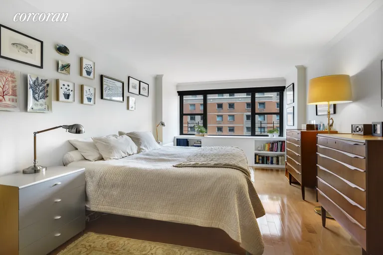 New York City Real Estate | View 115 East 9th Street, 5E | room 2 | View 3