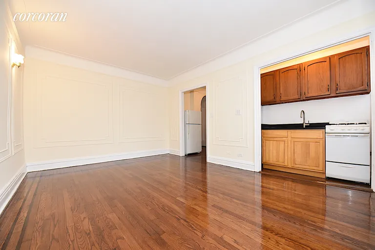 New York City Real Estate | View 25-90 35th Street, 4J | room 1 | View 2