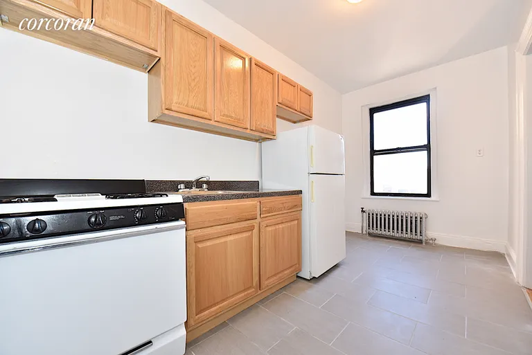 New York City Real Estate | View 30-56 30th Street, 6-C | room 7 | View 8