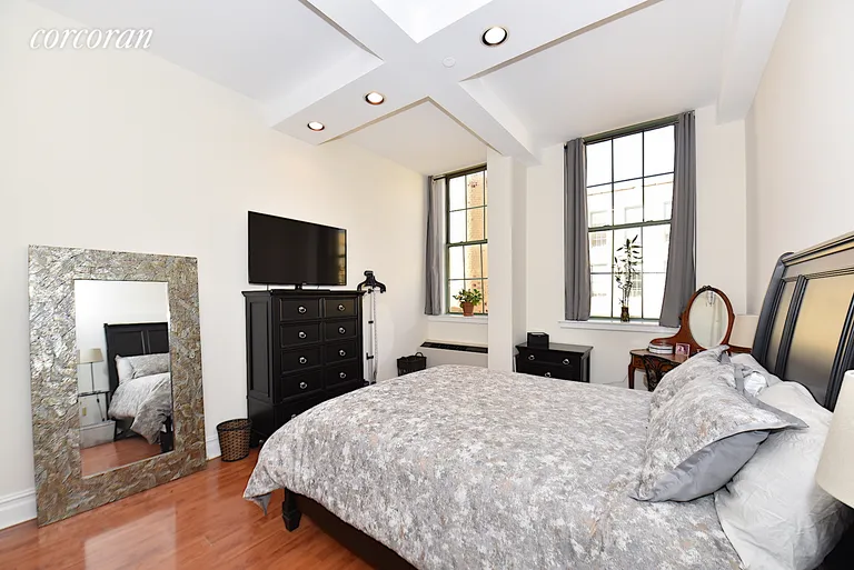 New York City Real Estate | View 45-02 Ditmars Boulevard, 429 | room 6 | View 7