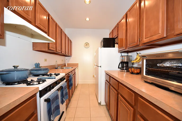 New York City Real Estate | View 45-02 Ditmars Boulevard, 429 | room 9 | View 10