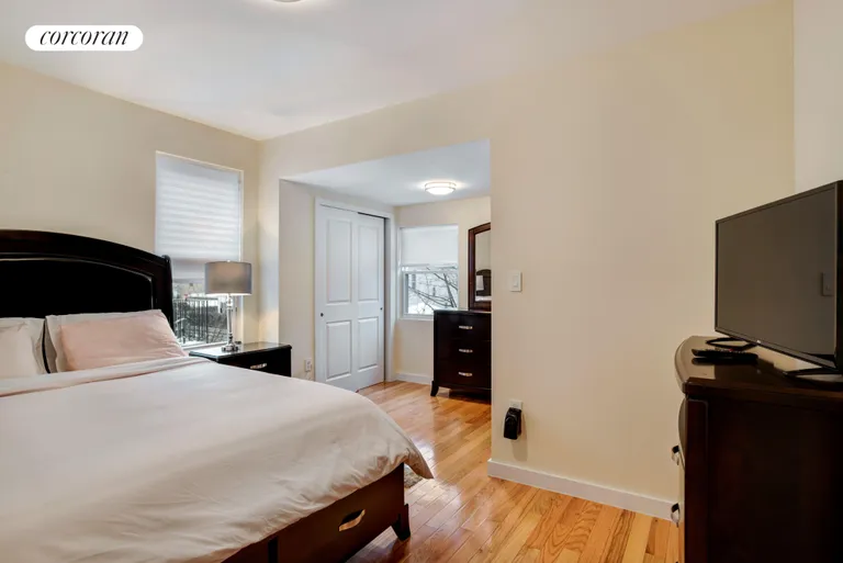 New York City Real Estate | View 1516 Beverly  Road, 2 | room 4 | View 5