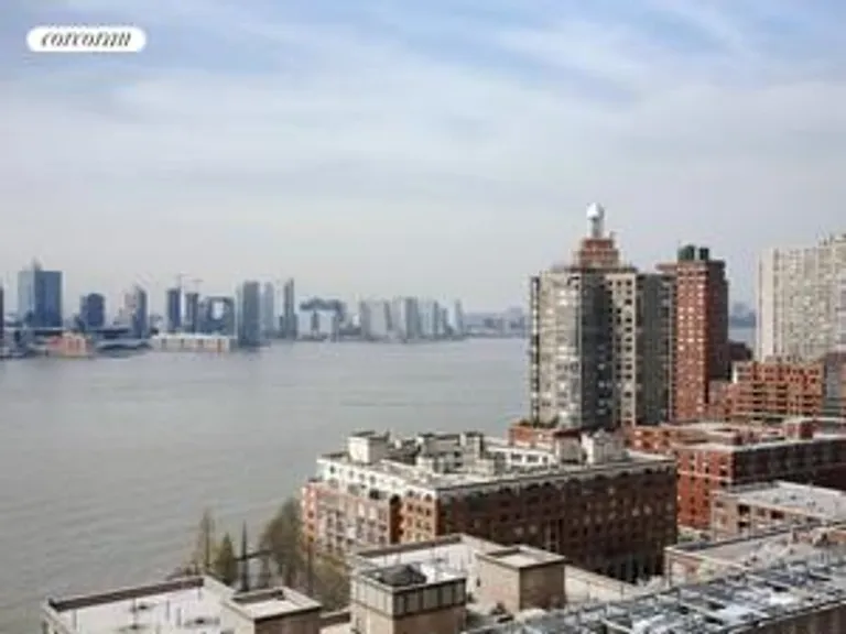 New York City Real Estate | View 30 West Street, 19B | room 4 | View 5