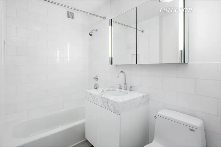 New York City Real Estate | View 30 West Street, 11C | room 5 | View 6
