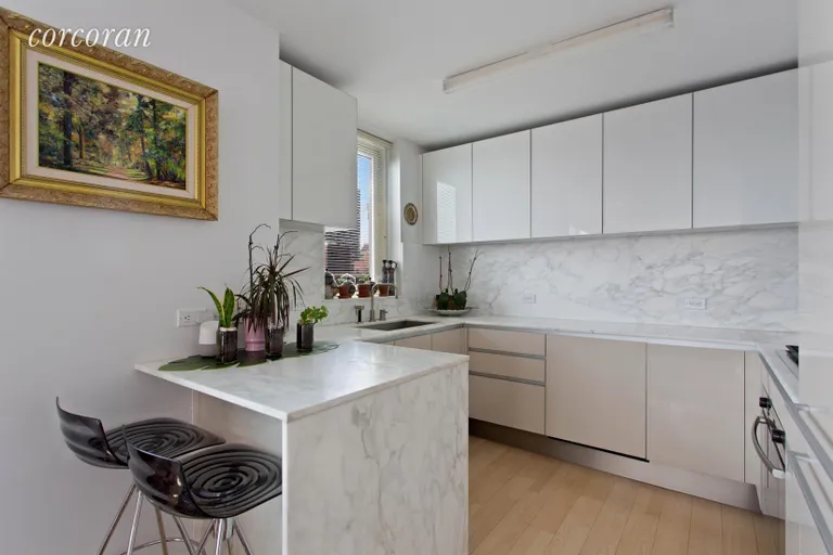 New York City Real Estate | View 322 West 57th Street, 35B1 | Kitchen | View 2