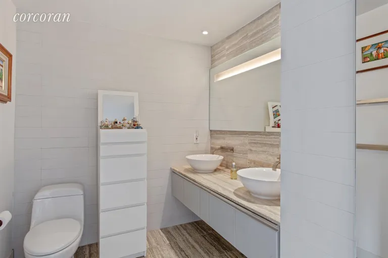 New York City Real Estate | View 322 West 57th Street, 35B1 | Bathroom | View 8