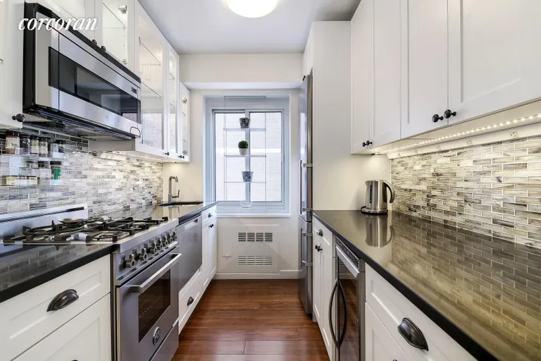 New York City Real Estate | View 420 East 58th Street, 25B | Kitchen | View 3