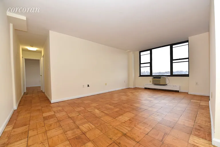 New York City Real Estate | View 235 South Lexington Avenue, 5P | 2 Beds, 1 Bath | View 1