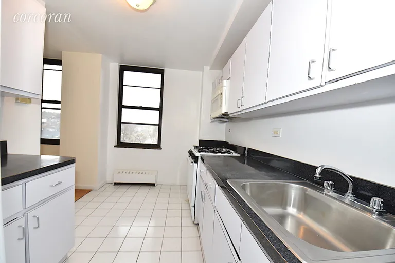 New York City Real Estate | View 235 South Lexington Avenue, 5P | room 8 | View 9