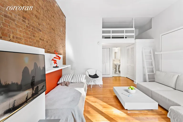 New York City Real Estate | View 128 West 78th Street, 3B | 4 | View 2