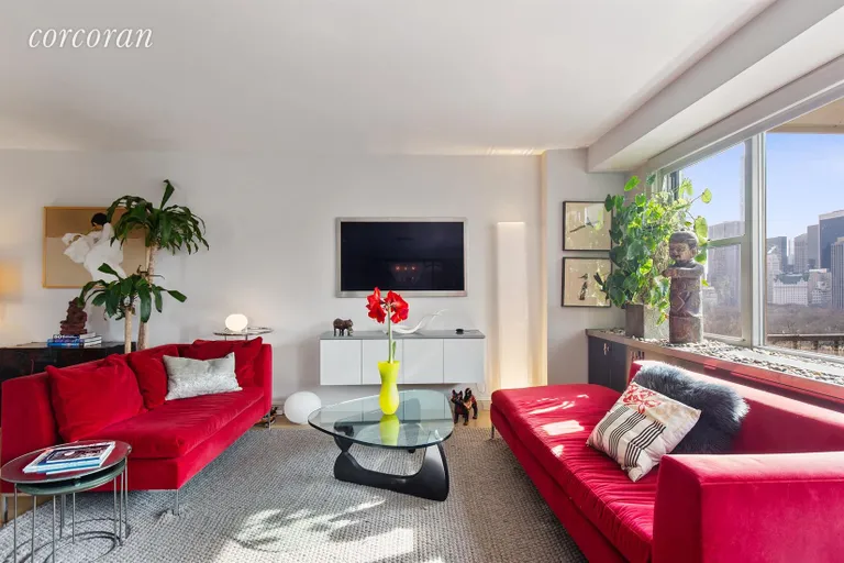 New York City Real Estate | View 80 Central Park West, 16FG | Living Room | View 2