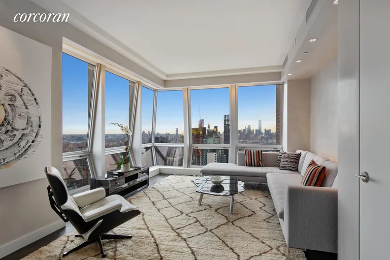 New York City Real Estate | View 400 Fifth Avenue, 50A | 2 Beds, 2 Baths | View 1