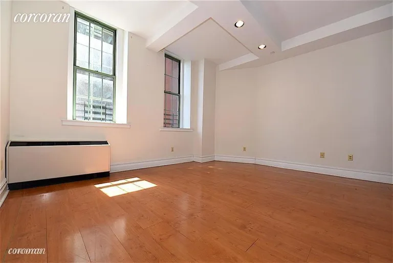 New York City Real Estate | View 45-02 Ditmars Boulevard, 401 | room 4 | View 5