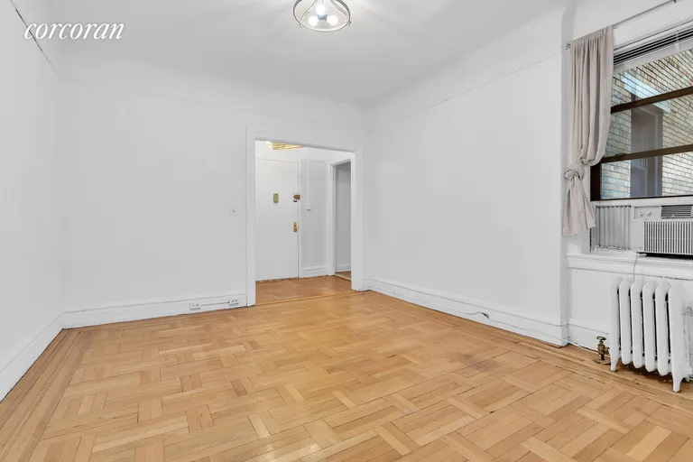 New York City Real Estate | View 135 West 16th Street, 21 | room 4 | View 5
