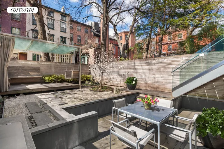 New York City Real Estate | View 16 Sidney Place | Fresh air, fresh food... | View 17