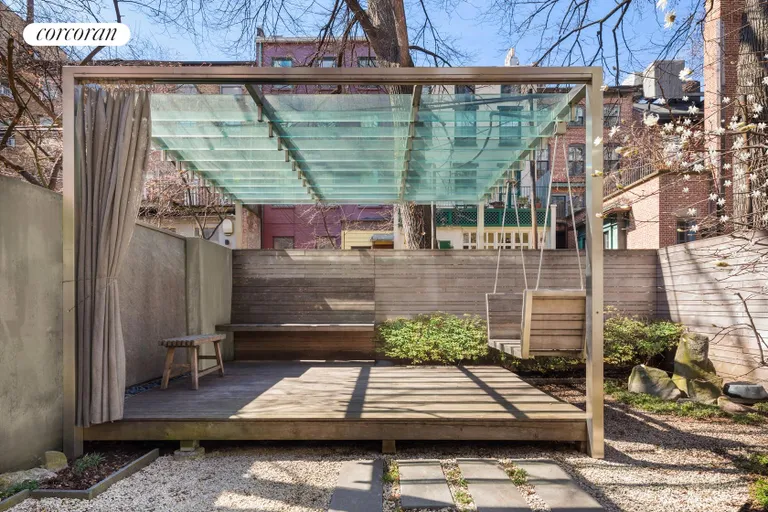 New York City Real Estate | View 16 Sidney Place | Open air cabana with water wall | View 18