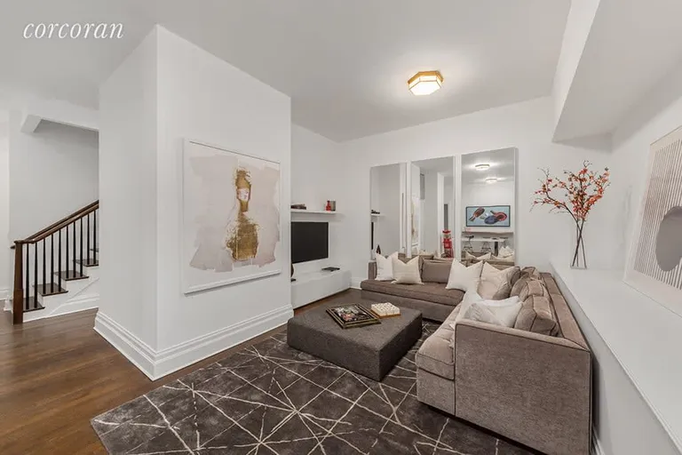 New York City Real Estate | View 20 East End Avenue, TH2 | Other Listing Photo | View 12