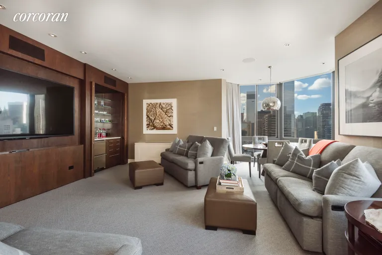 New York City Real Estate | View 200 East 65th Street, 31 | room 7 | View 8