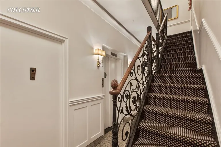 New York City Real Estate | View 20 East 88th Street, 3A | Building Hallway | View 5