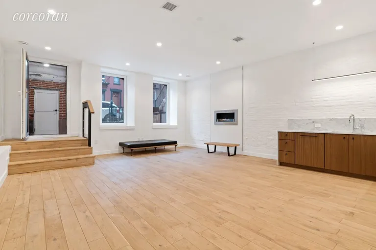 New York City Real Estate | View 331 South 5th Street, Garden 1 | room 5 | View 6