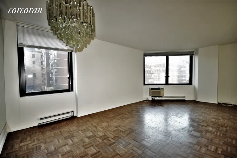 New York City Real Estate | View 1601 Third Avenue, 4C | room 5 | View 6