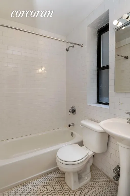 New York City Real Estate | View 41 West 72Nd Street, 12E | room 2 | View 3