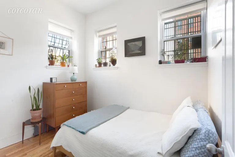 New York City Real Estate | View 274 Prospect Park West, 1L | room 3 | View 4