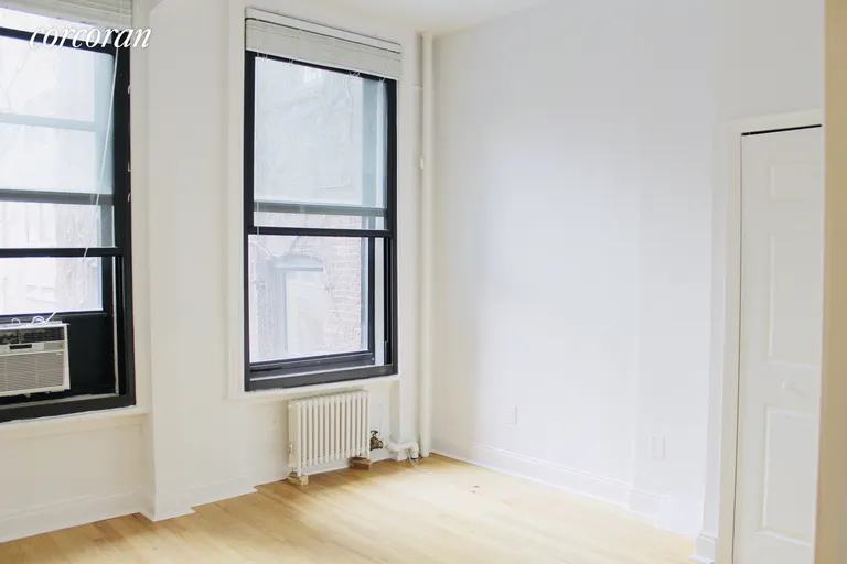 New York City Real Estate | View 86 University Place, 2R | room 2 | View 3