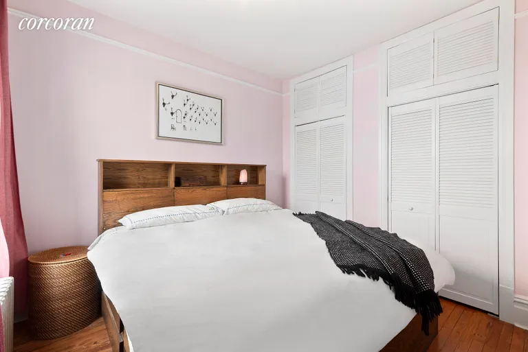 New York City Real Estate | View 546 40th Street, P | King size master bedroom with great storage | View 6