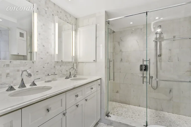 New York City Real Estate | View 1 Gracie Terrace, 14FK | Master Bathroom | View 10
