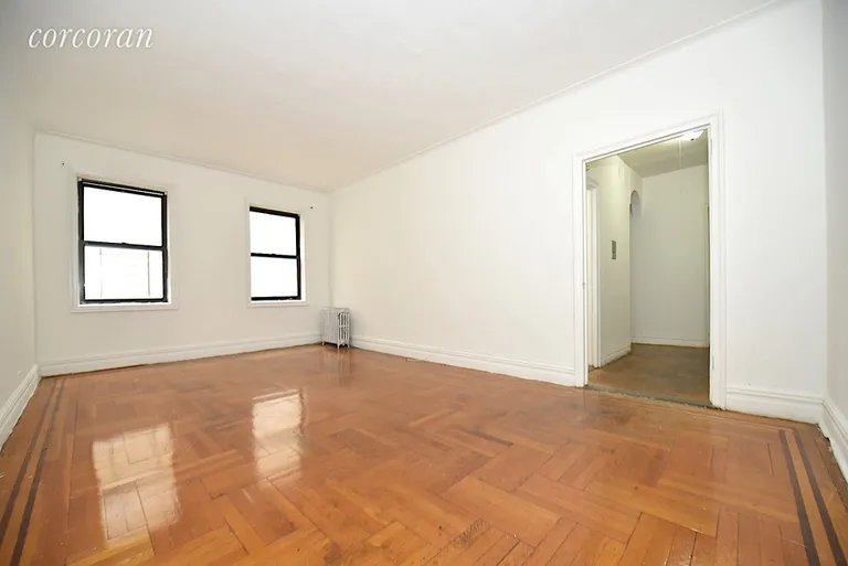 New York City Real Estate | View 655 Pelham Parkway North, 3L | 1 Bed, 1 Bath | View 1