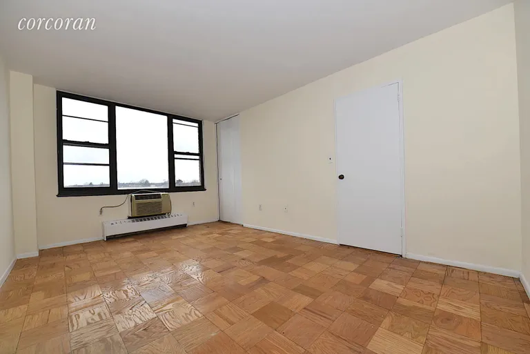 New York City Real Estate | View 235 South Lexington Avenue, 12P | room 6 | View 7