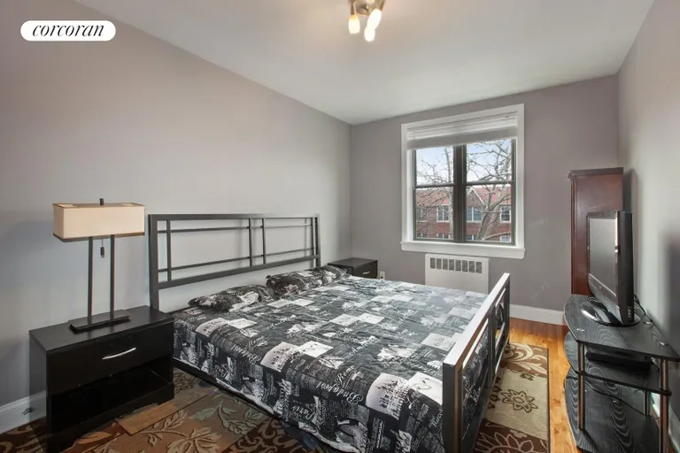 New York City Real Estate | View 52-30 39th Avenue, 3A | room 2 | View 3