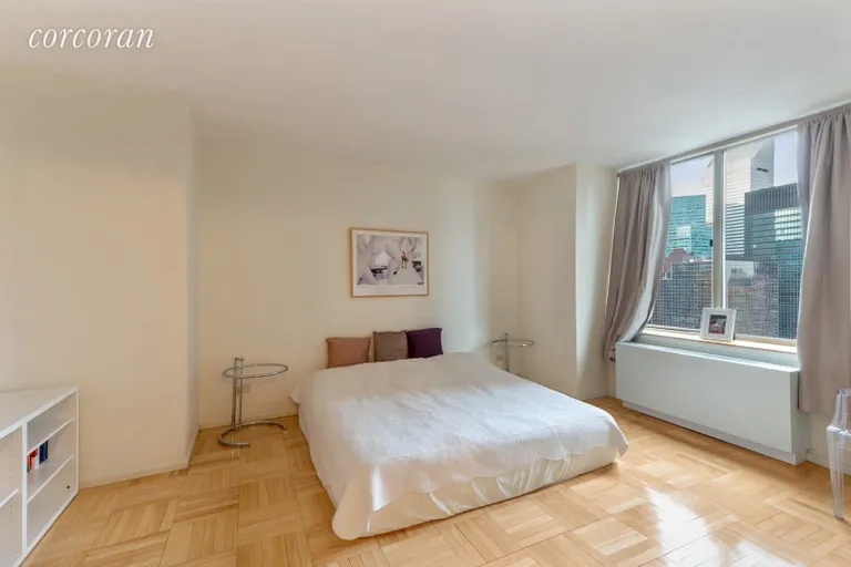 New York City Real Estate | View 236 East 47th Street, 37C | room 3 | View 4