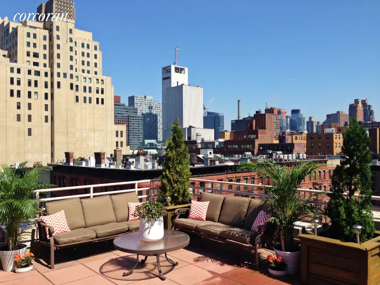 New York City Real Estate | View 393 West 49th Street, 7R | room 5 | View 6