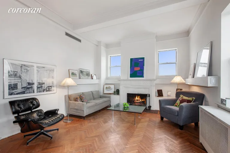 New York City Real Estate | View 60 East 96th Street, PHA | Living Room | View 3