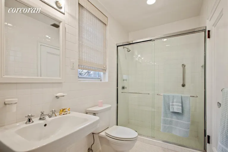 New York City Real Estate | View 60 East 96th Street, PHA | Master Bathroom | View 9
