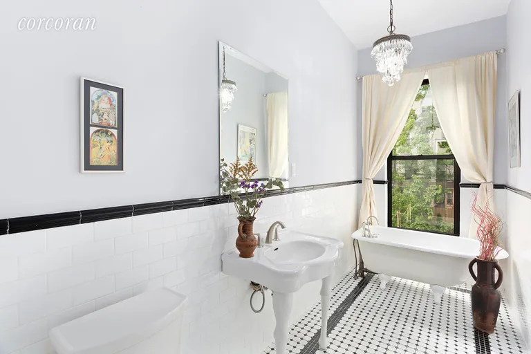 New York City Real Estate | View 256 Monroe Street, 2 | Windowed Bathroom | View 6